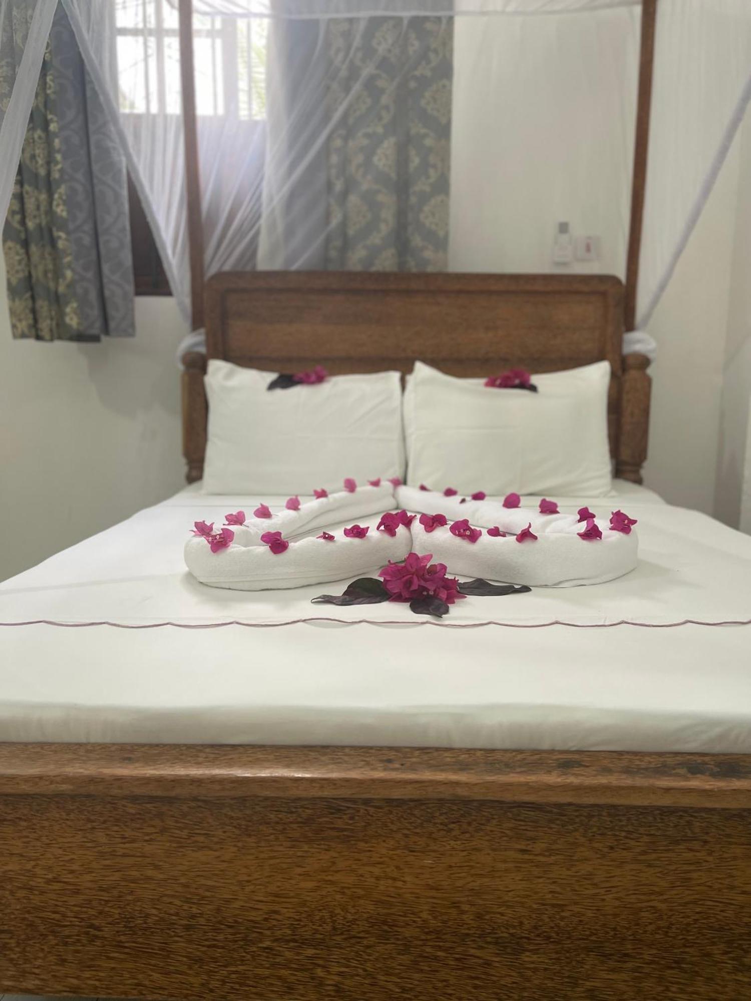 Amazing Zanzibar Beach Hotel Nungwi Exterior foto